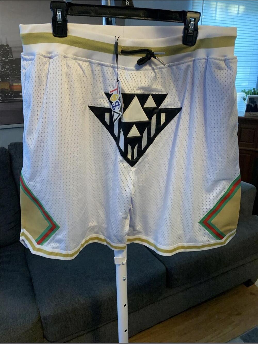Headgear Classics Tisa Basketball Shorts White Geometric Pattern XL